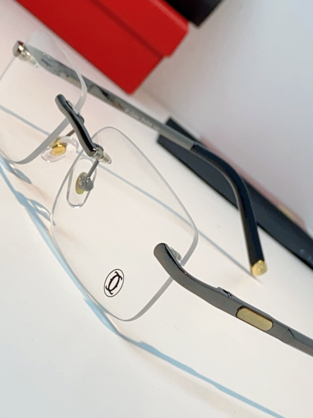 Cartier Lightweight Rimless Silver Lens Sunglasses for Men & Women - 465913 - detail image 7
