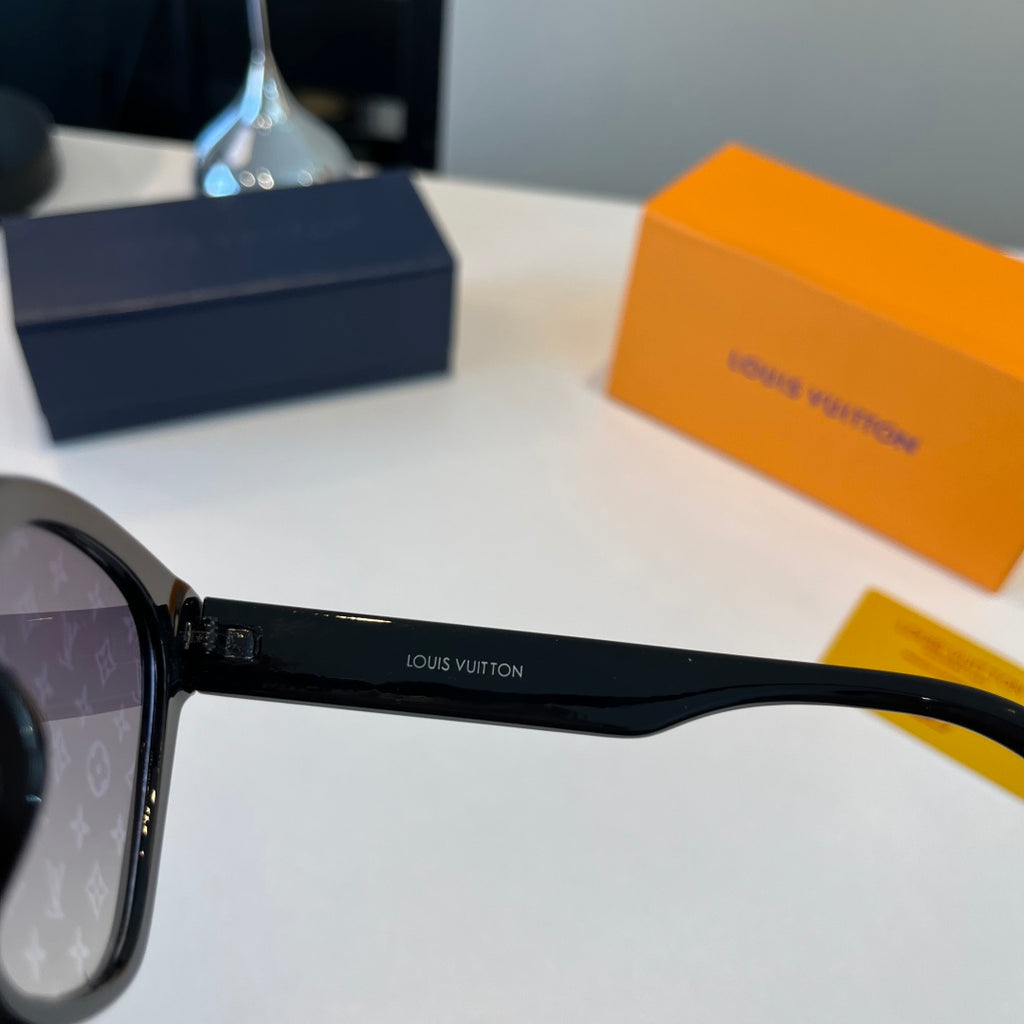 Louis Vuitton Metal Fashion Silver Lens Sunglasses for Men & Women - 158133 - detail image 10