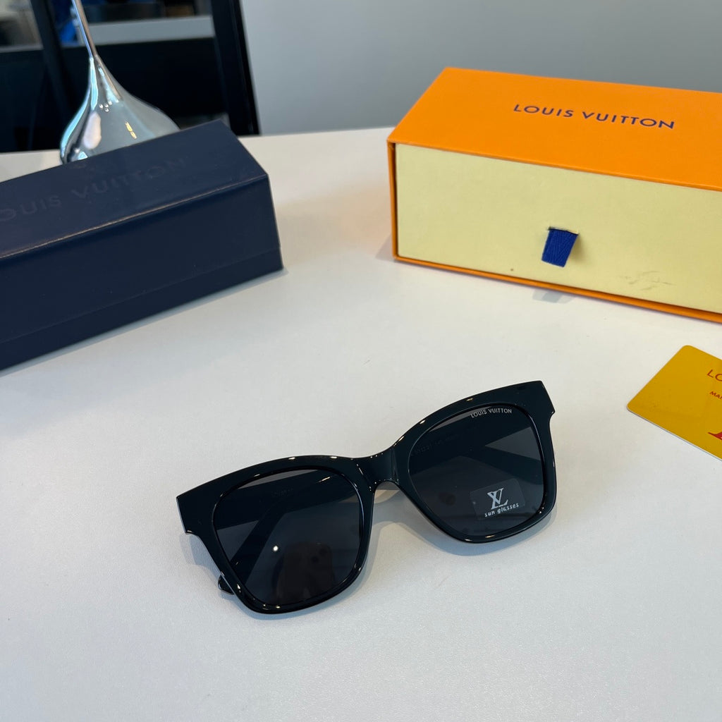 Louis Vuitton Metal Fashion Black Lens Sunglasses for Men & Women - detail image 4