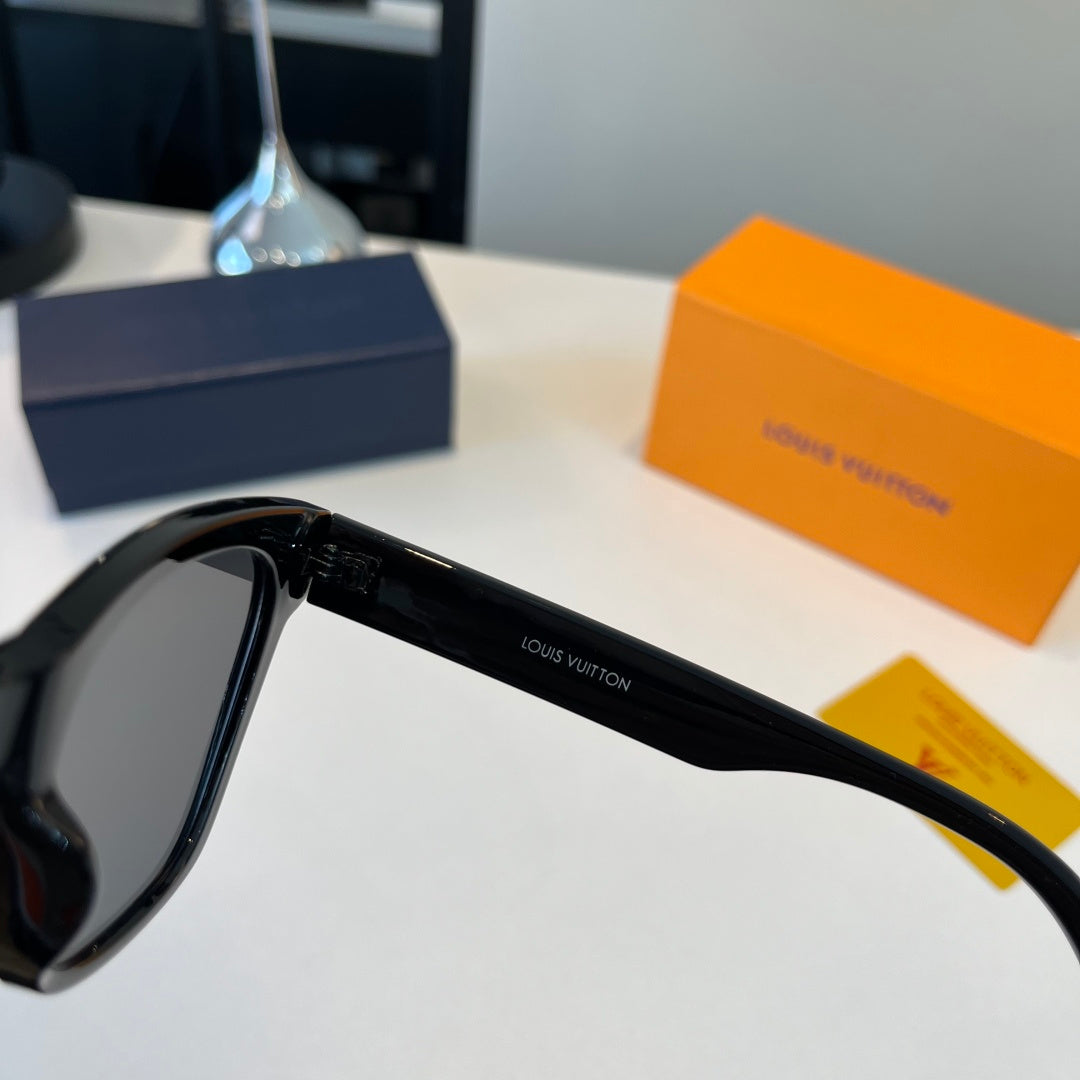 Louis Vuitton Metal Fashion Black Lens Sunglasses for Men & Women - detail image 9