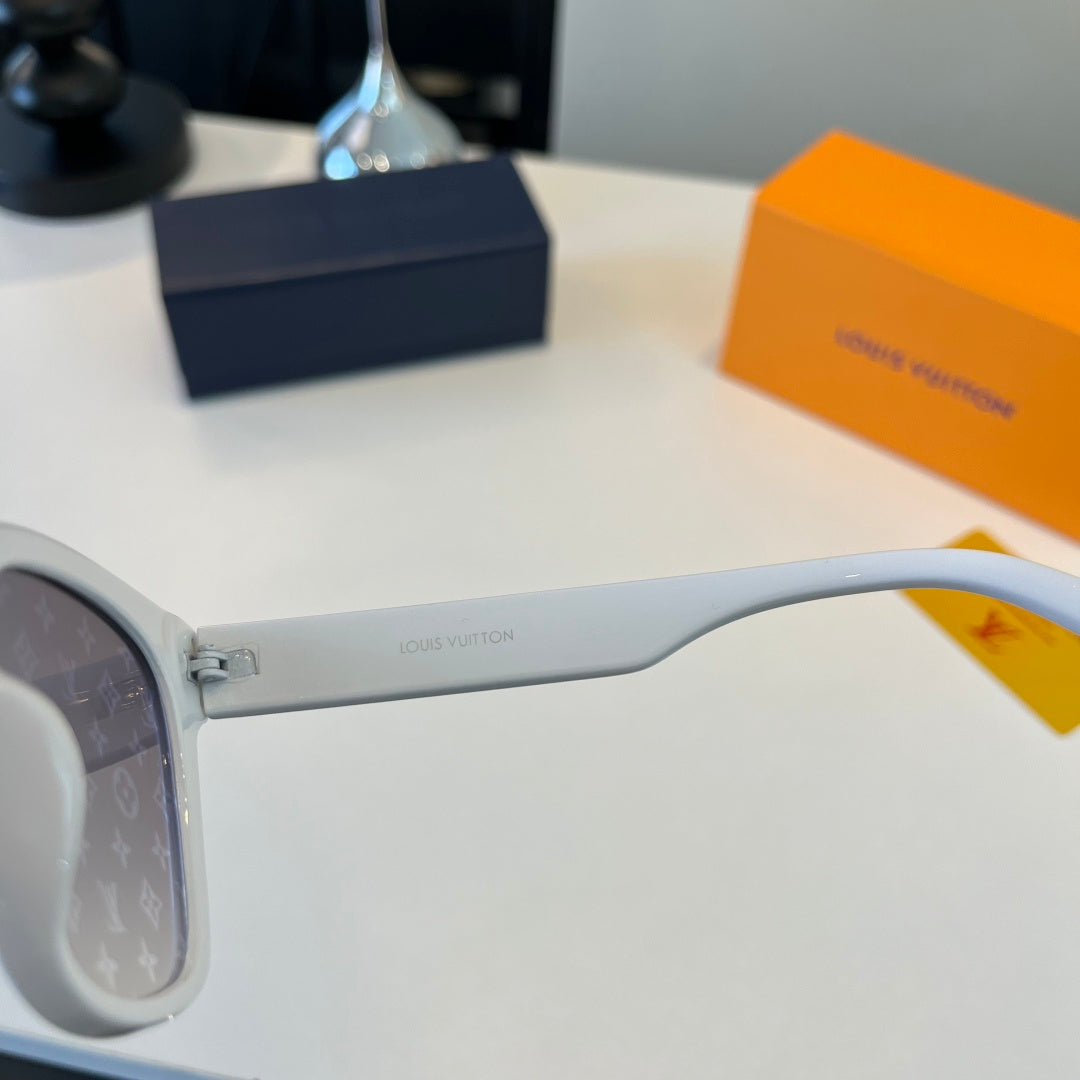 Louis Vuitton Metal Fashion Silver Lens Sunglasses for Men & Women - 158135 - detail image 10