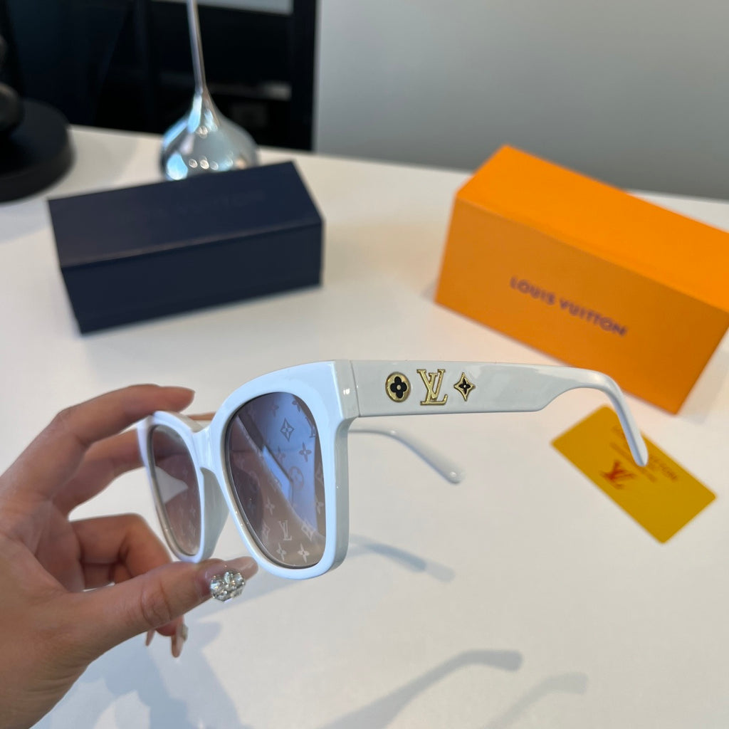 Louis Vuitton Metal Fashion Silver Lens Sunglasses for Men & Women - 158135 - detail image 4