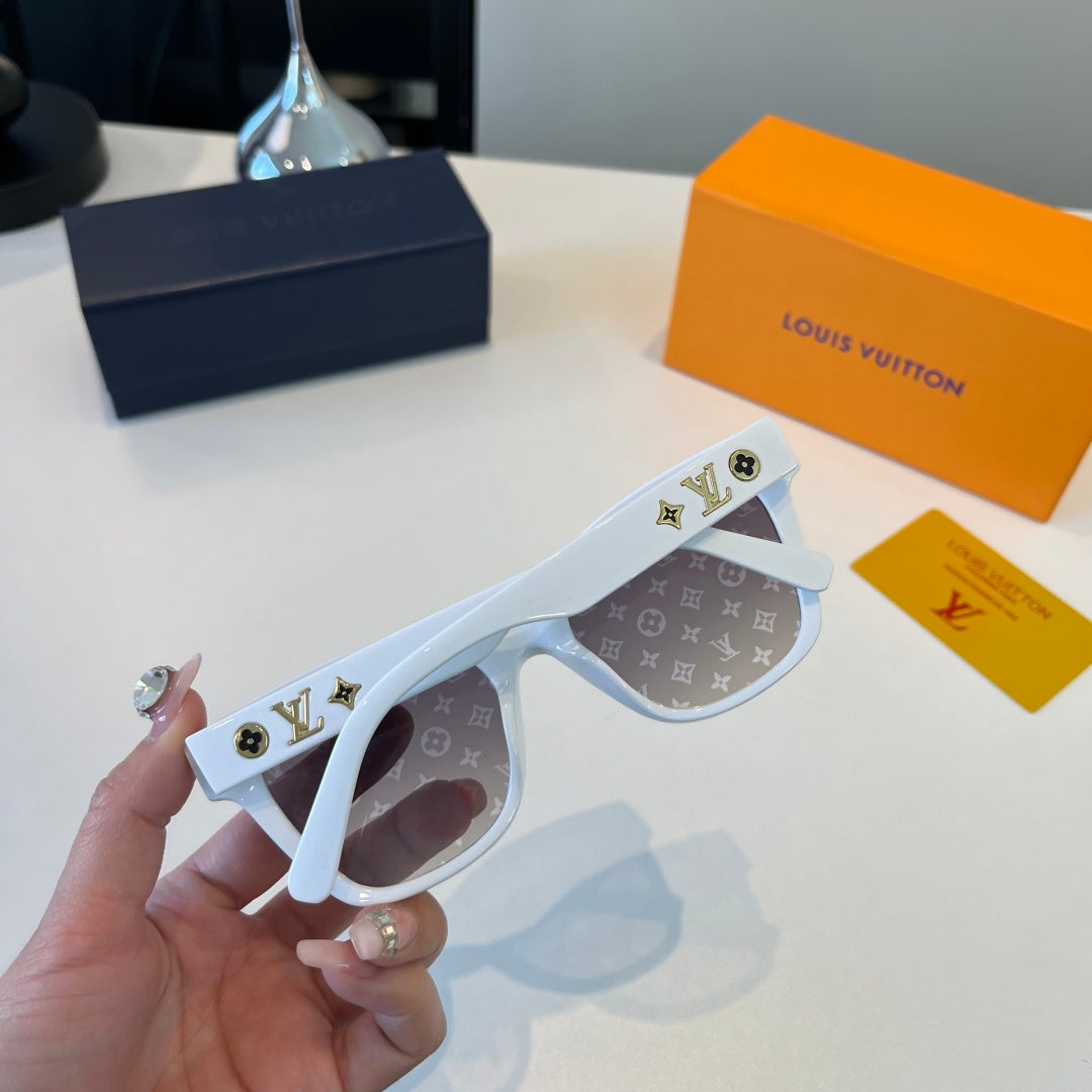 Louis Vuitton Metal Fashion Silver Lens Sunglasses for Men & Women - 158135 - detail image 8