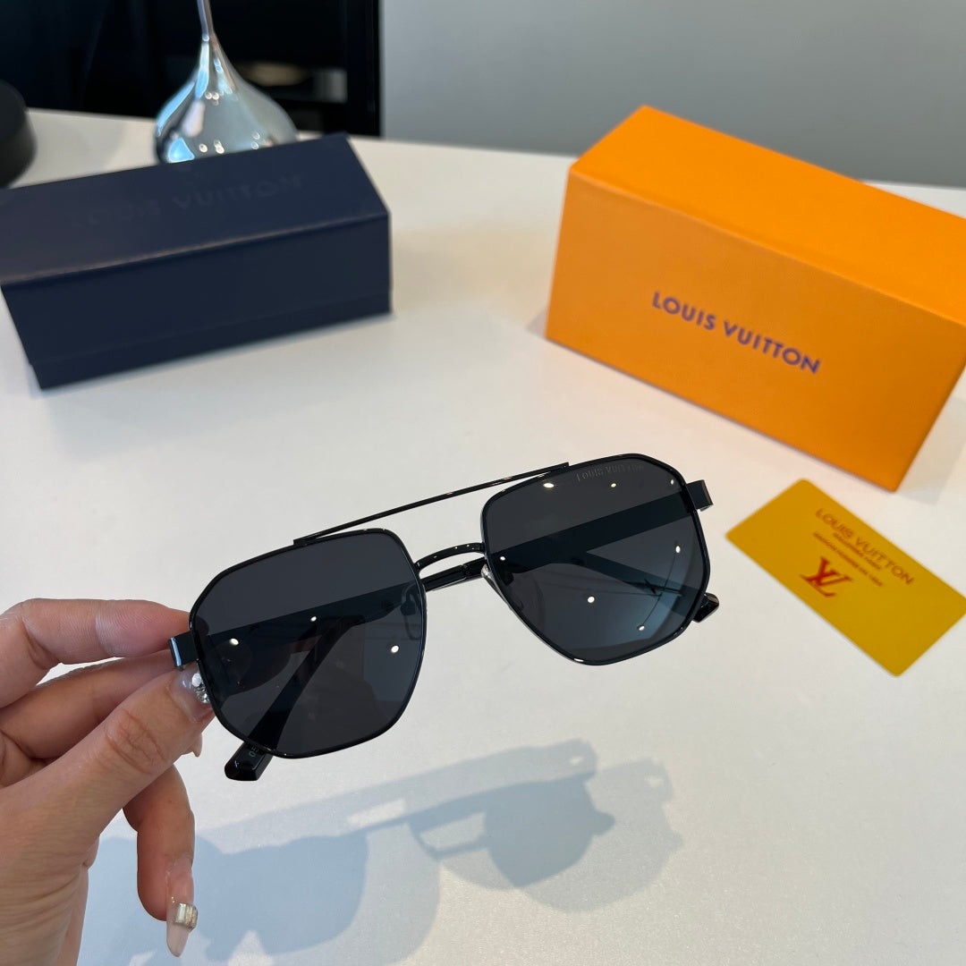 Louis Vuitton Metal Aviator Silver Lens Sunglasses for Men & Women - 158136 - detail image 4