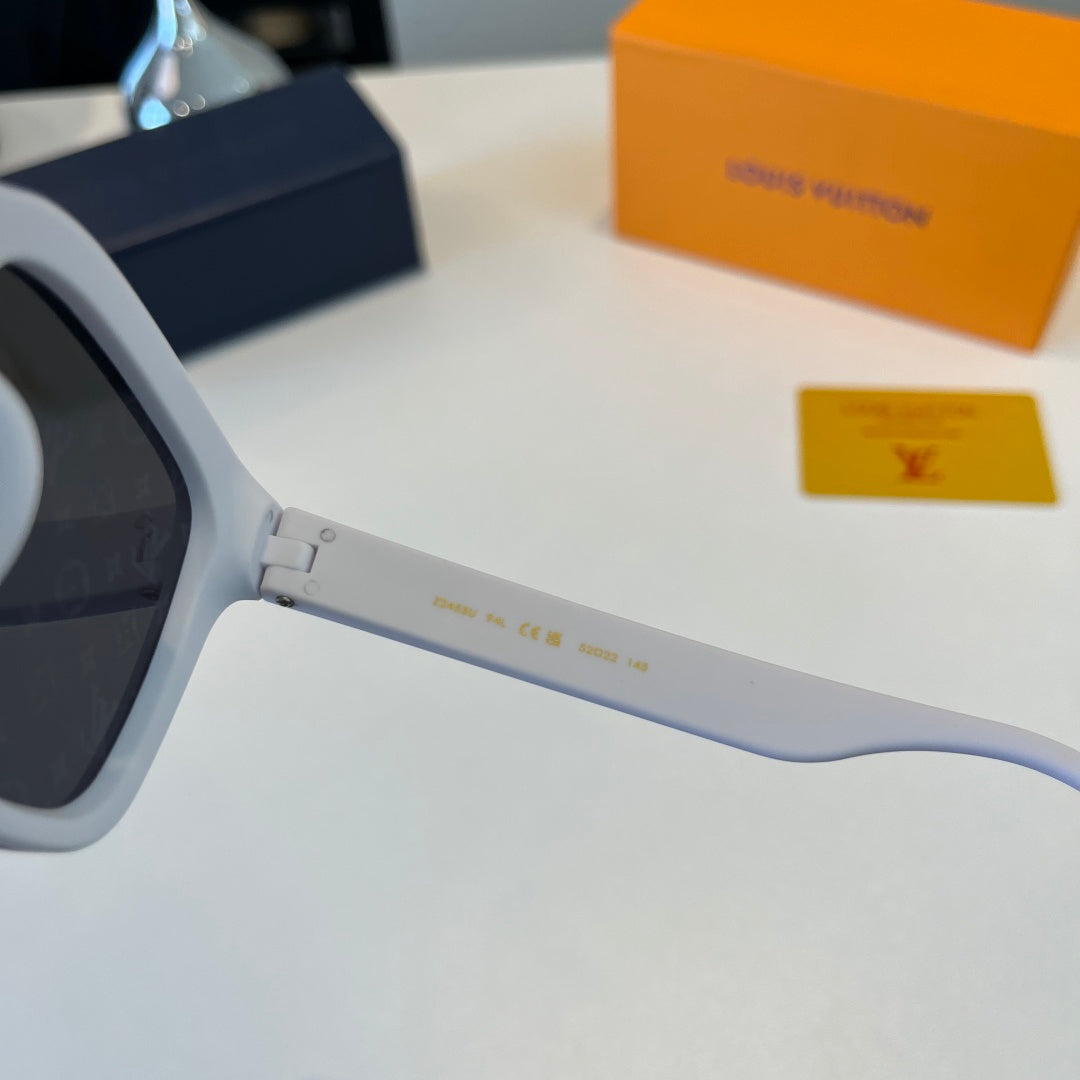 Louis Vuitton Fashion Silver Lens Sunglasses for Men & Women - 158142 - detail image 10