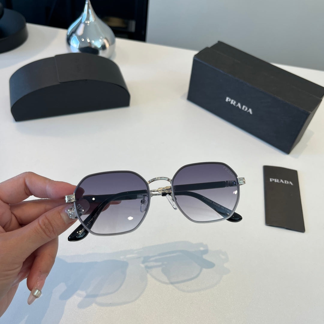 Prada Polarized Fashion Silver Lens Sunglasses for Men - 158468 - detail image 4