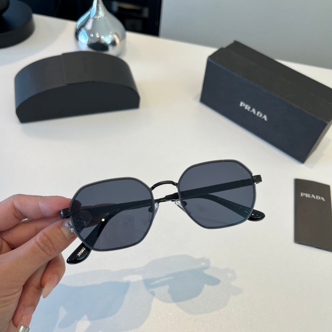 Prada Polarized Fashion Silver Lens Sunglasses for Men - 158471 - detail image 3