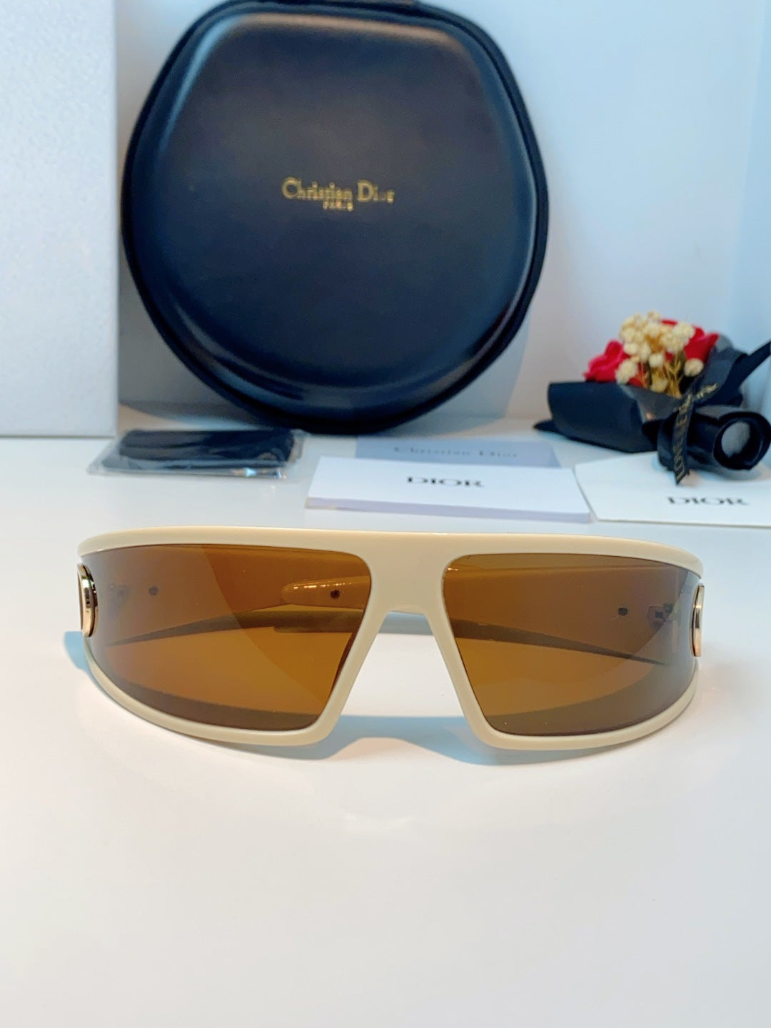 Dior Aviator Orange Lens Sunglasses for Men & Women - detail image 9