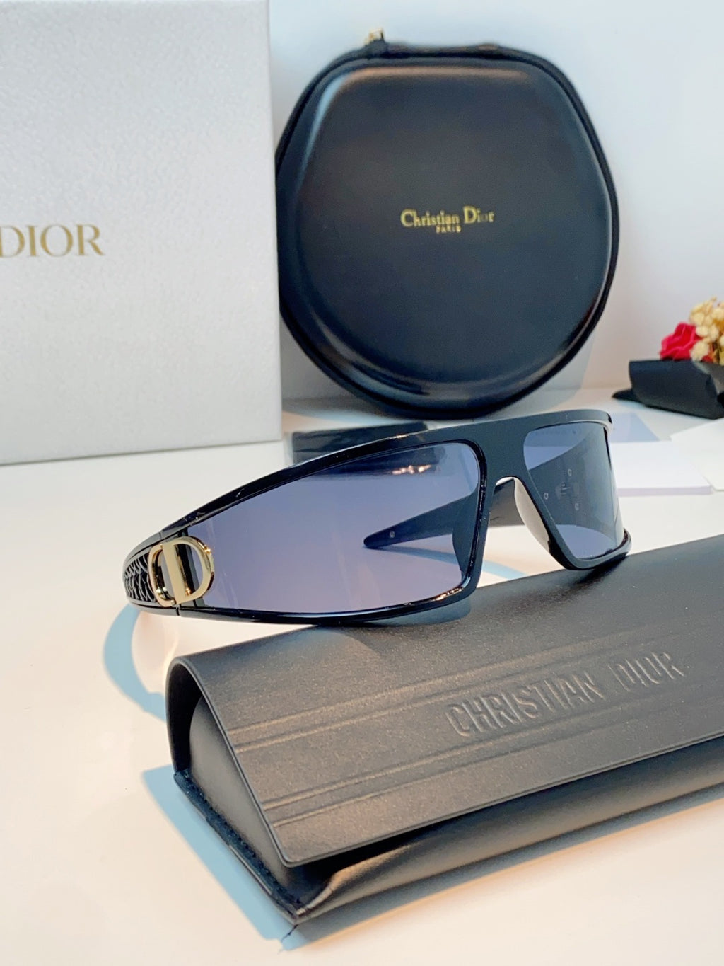 Dior Aviator Red Lens Sunglasses for Men & Women - detail image 11
