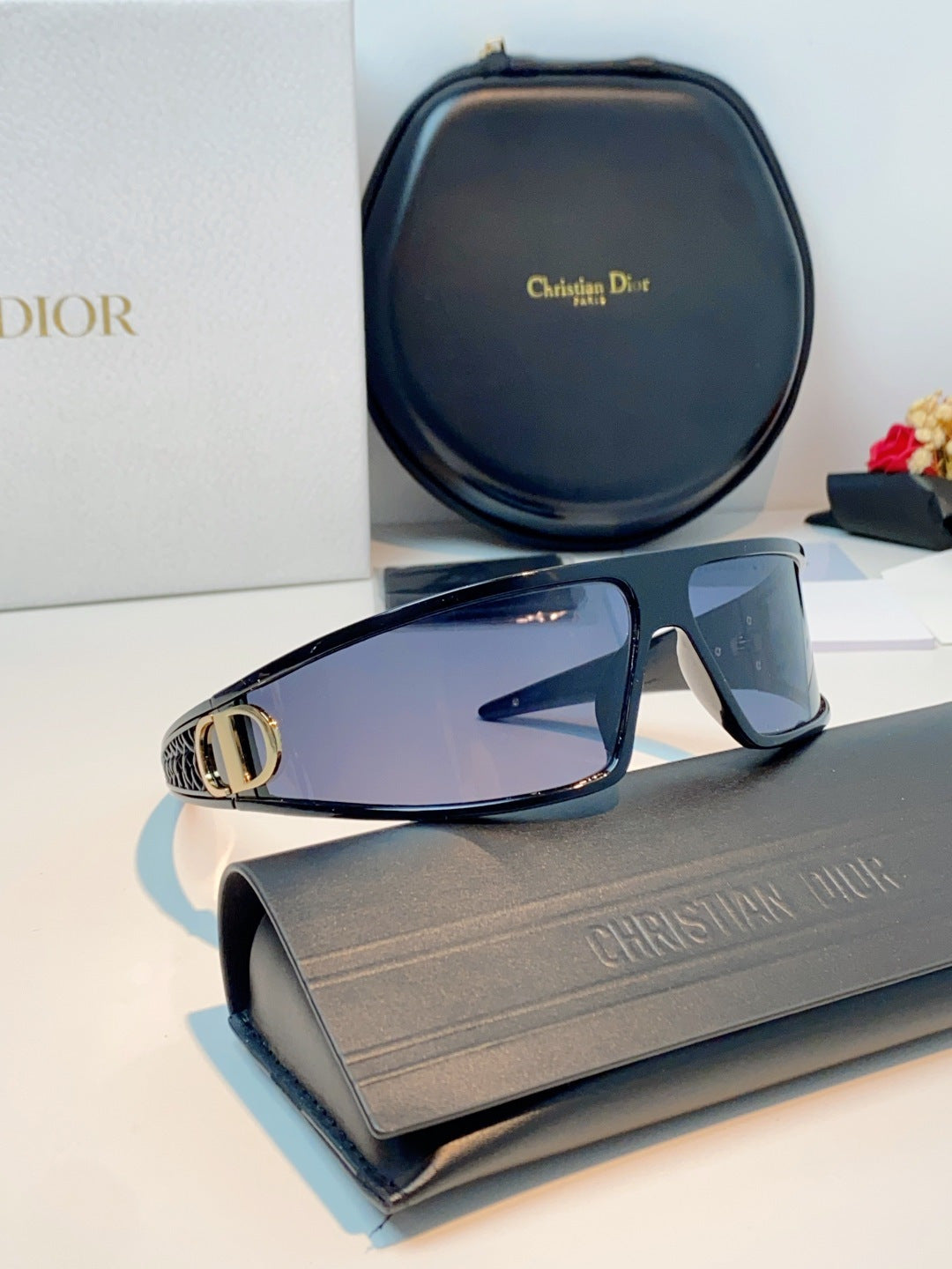 Dior Aviator Red Lens Sunglasses for Men & Women - detail image 11