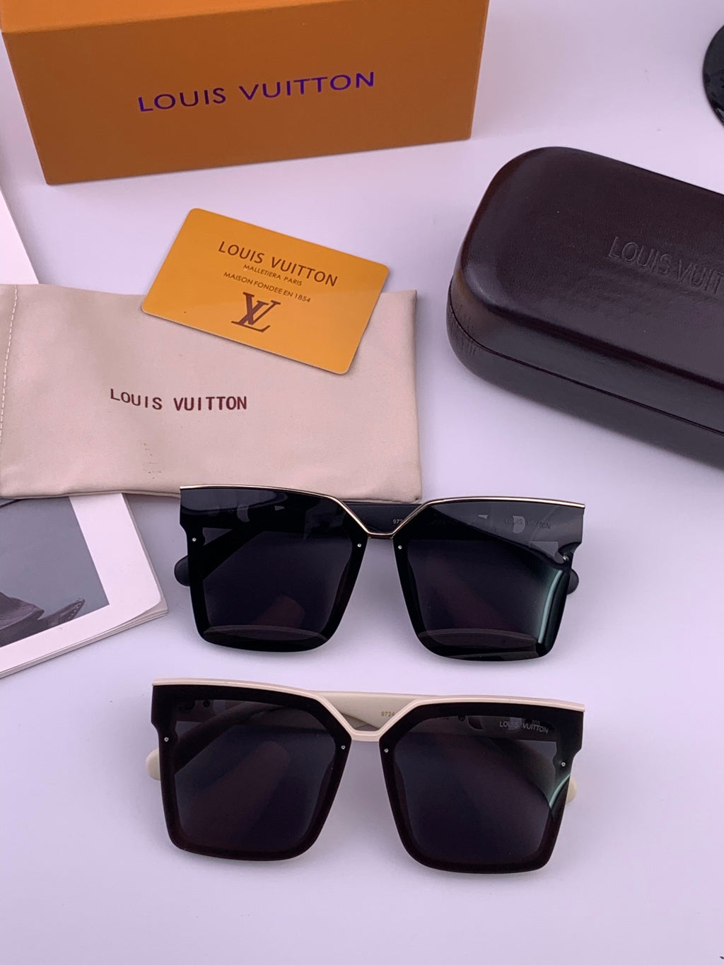 Louis Vuitton Fashion Pink Lens Sunglasses for Men & Women - detail image 6