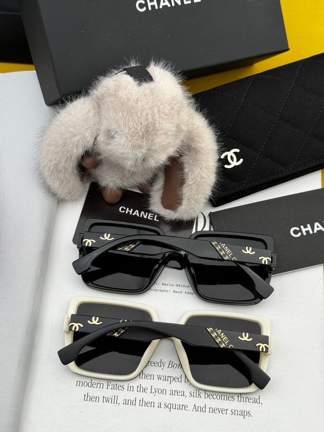 Chanel CH1130 Square Gold Lens Sunglasses for Men & Women - detail image 5