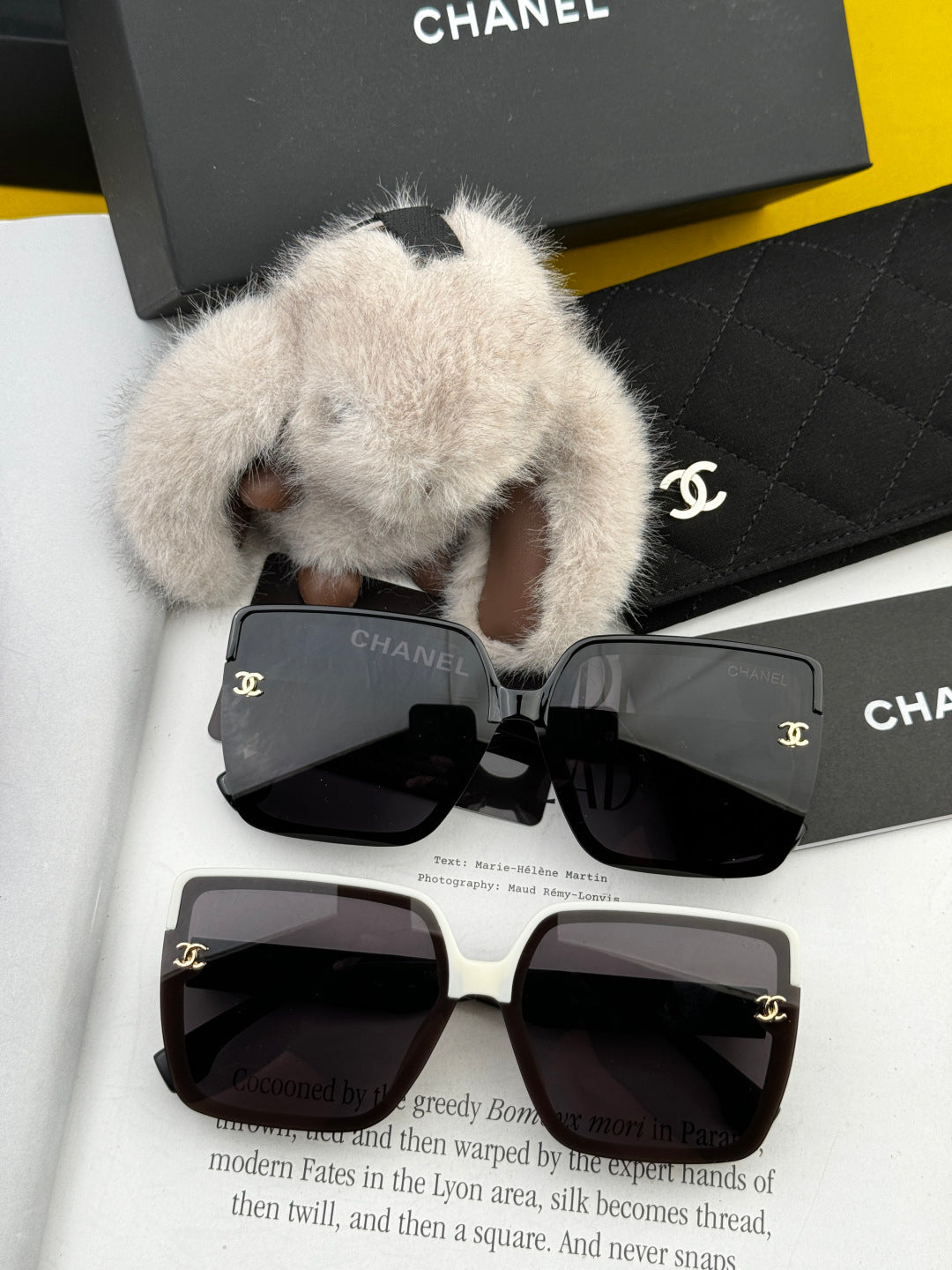 Chanel CH1130 Square Gold Lens Sunglasses for Men & Women - detail image 6
