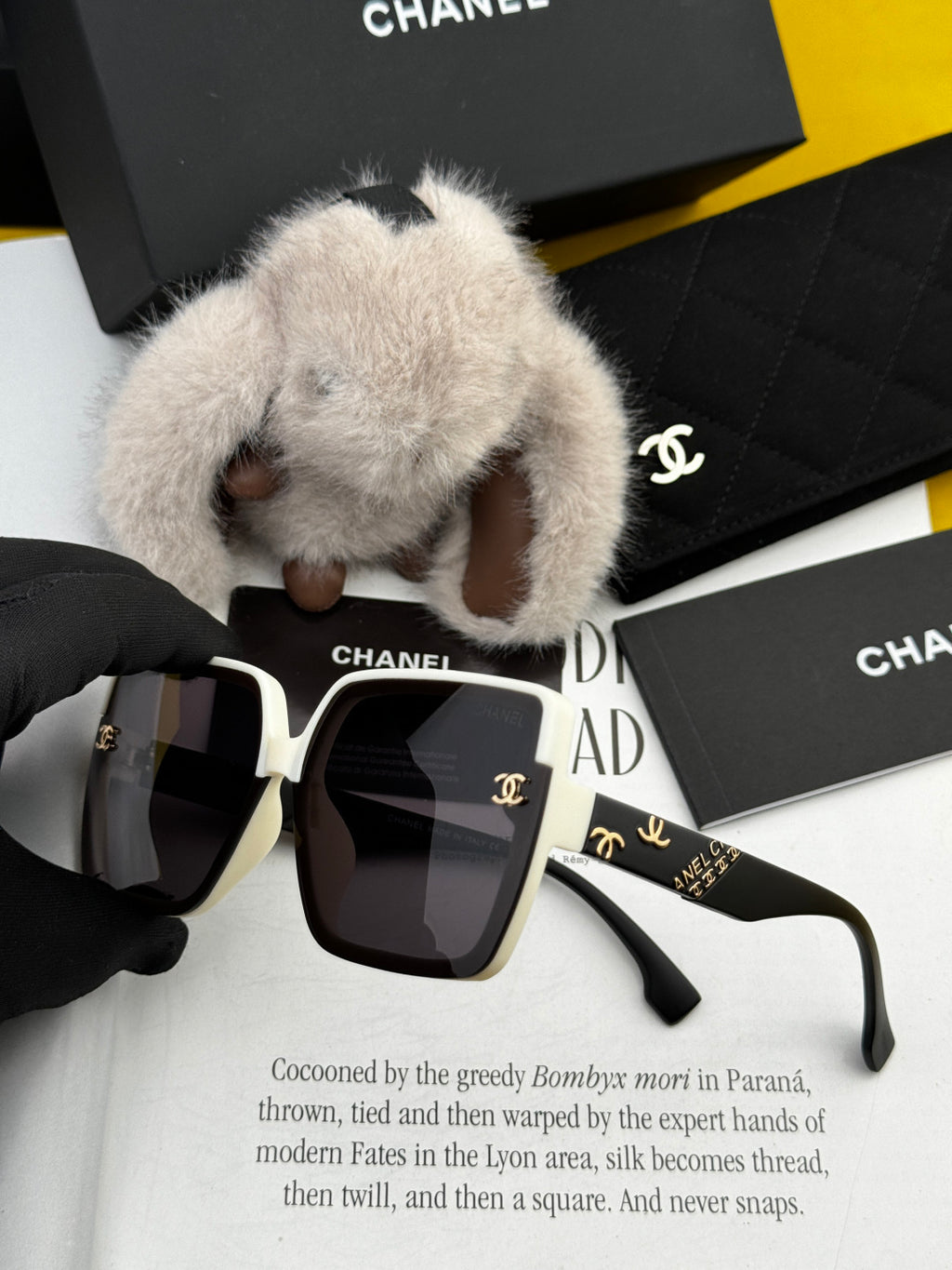 Chanel CH1130 Square Gold Lens Sunglasses for Men & Women - detail image 3