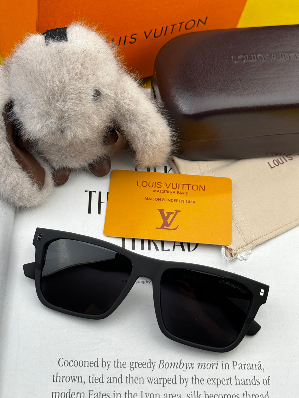 Louis Vuitton L8510 Square Gold Lens Sunglasses for Men & Women - 997360 - detail image 5
