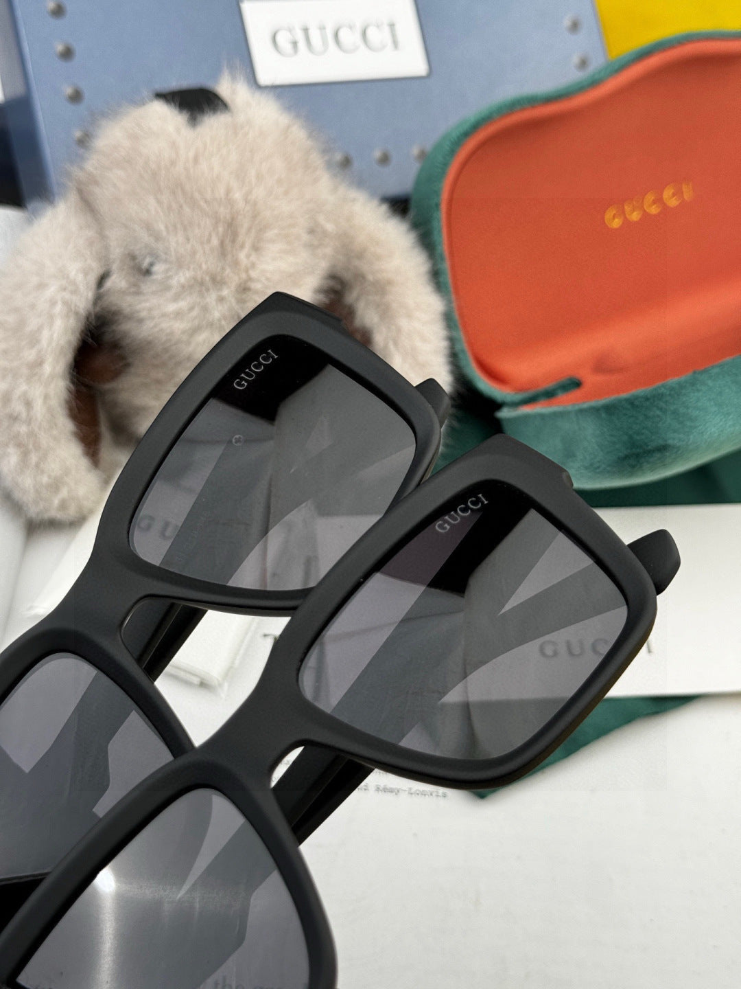 Gucci G5510 Square Gold Lens Sunglasses for Men & Women - detail image 5