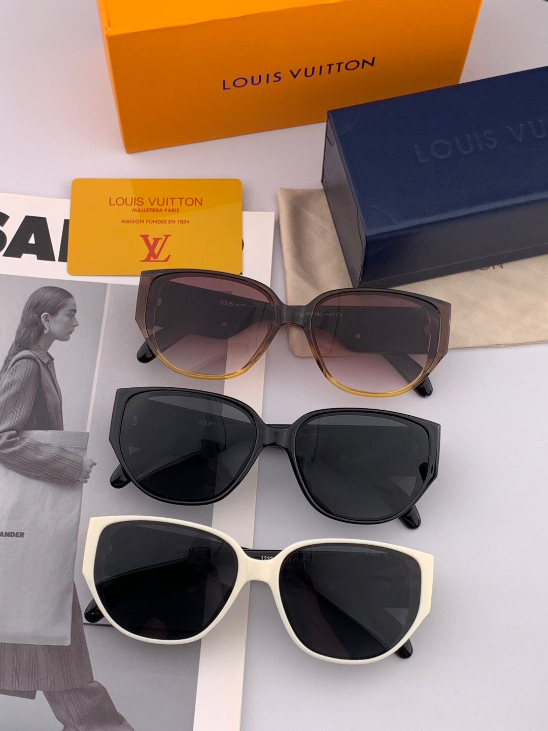 Louis Vuitton L2133 Square Pink Lens Sunglasses for Women - detail image 5