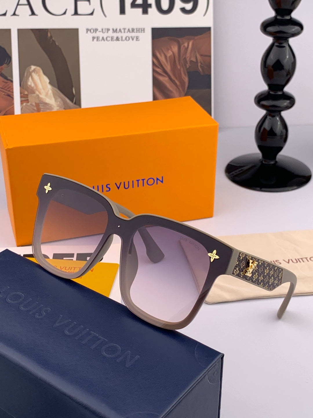 Louis Vuitton L6303 Square Black Lens Sunglasses for Men & Women - detail image 6