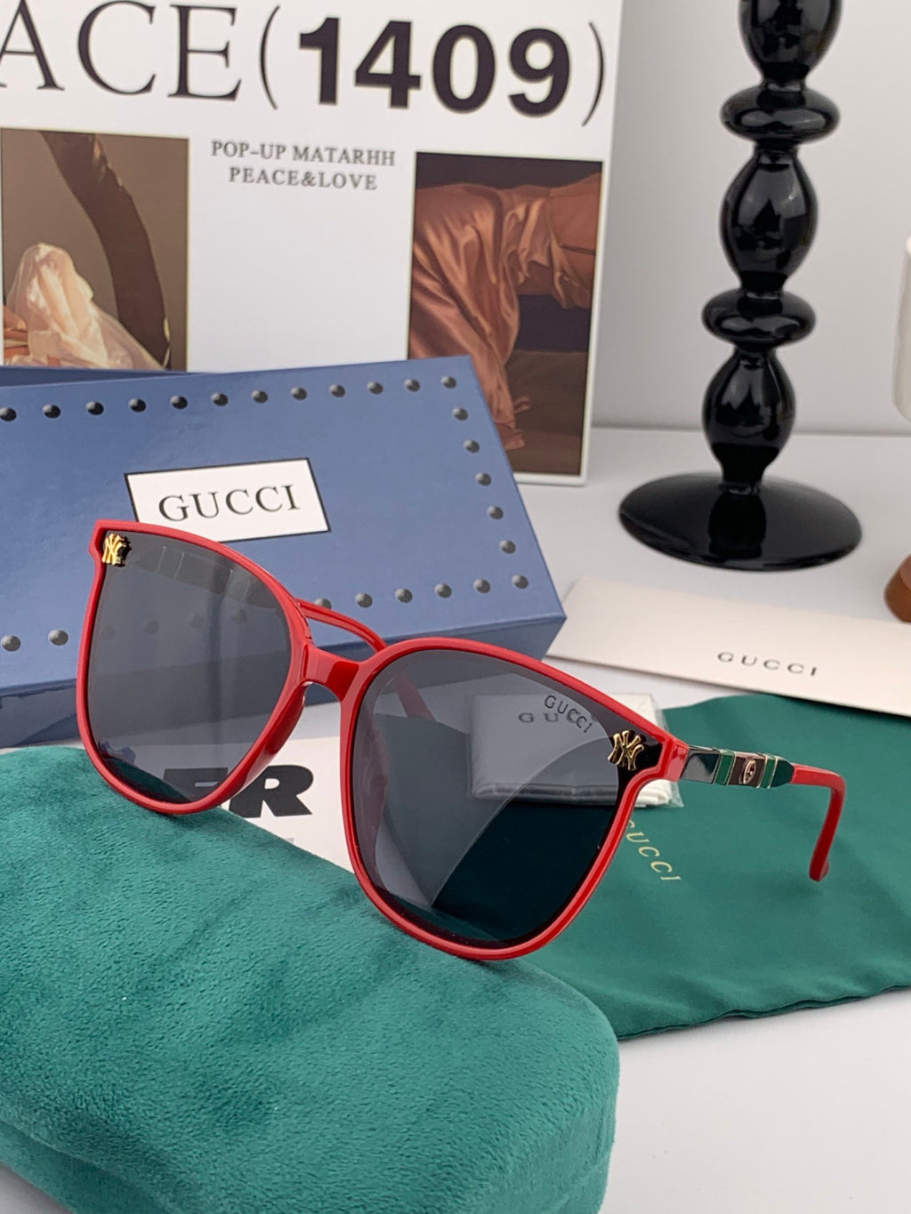 Gucci G15501 Polarized Round Gold Lens Sunglasses for Men & Women - 997617