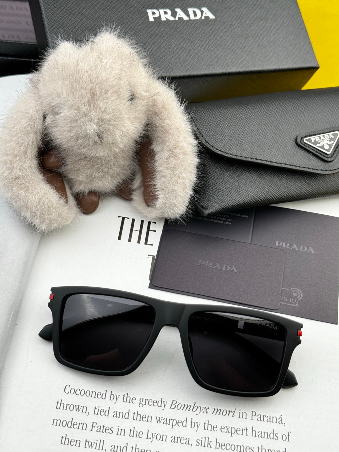 Gucci G6130 Square Gold Lens Sunglasses for Men & Women - 997619 - detail image 3