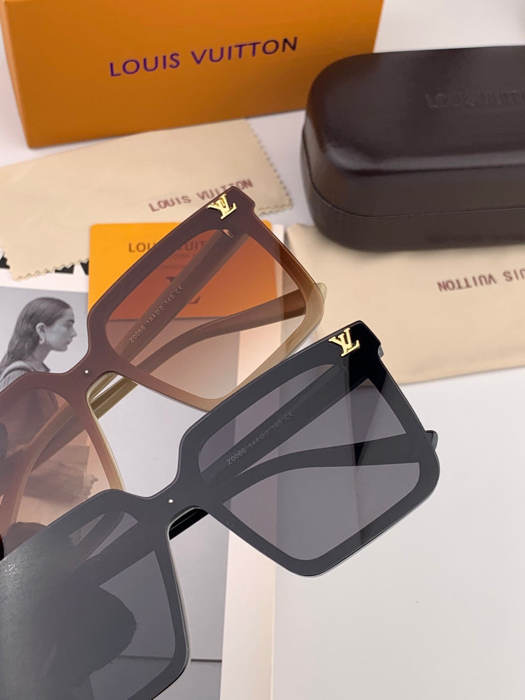 Gucci G14900 Polarized Square Black Lens Sunglasses for Men & Women - detail image 3