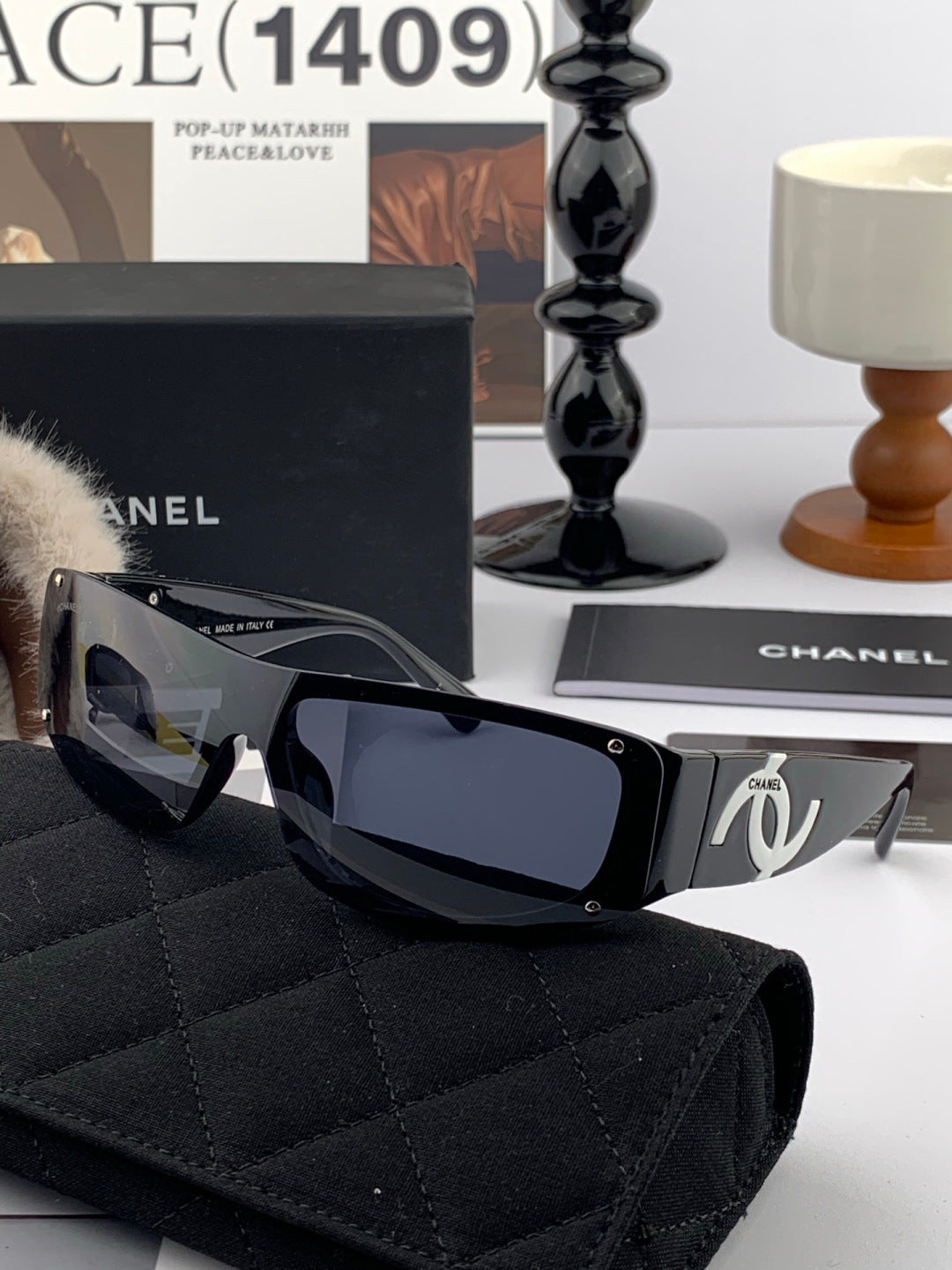 Chanel CH2507 Fashion Black Lens Sunglasses for Men & Women - detail image 4