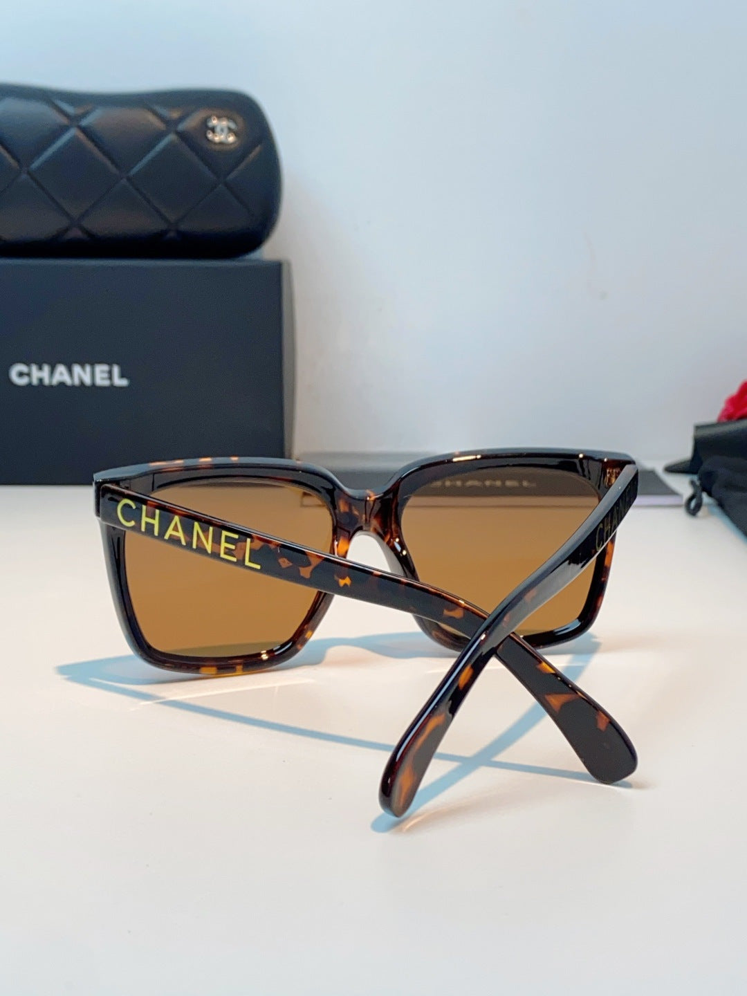 Chanel Polarized Oversized Brown Lens Sunglasses for Men & Women - detail image 3