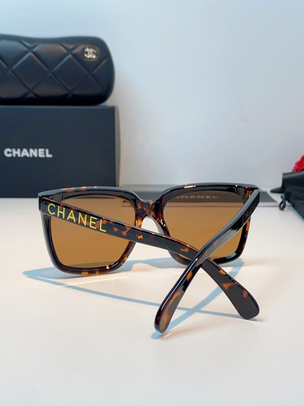 Chanel Polarized Oversized Brown Lens Sunglasses for Men & Women - 997744 - detail image 3