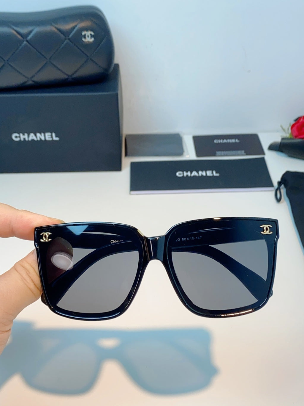 Chanel Polarized Oversized Gray Lens Sunglasses for Men & Women - 997745 - detail image 4
