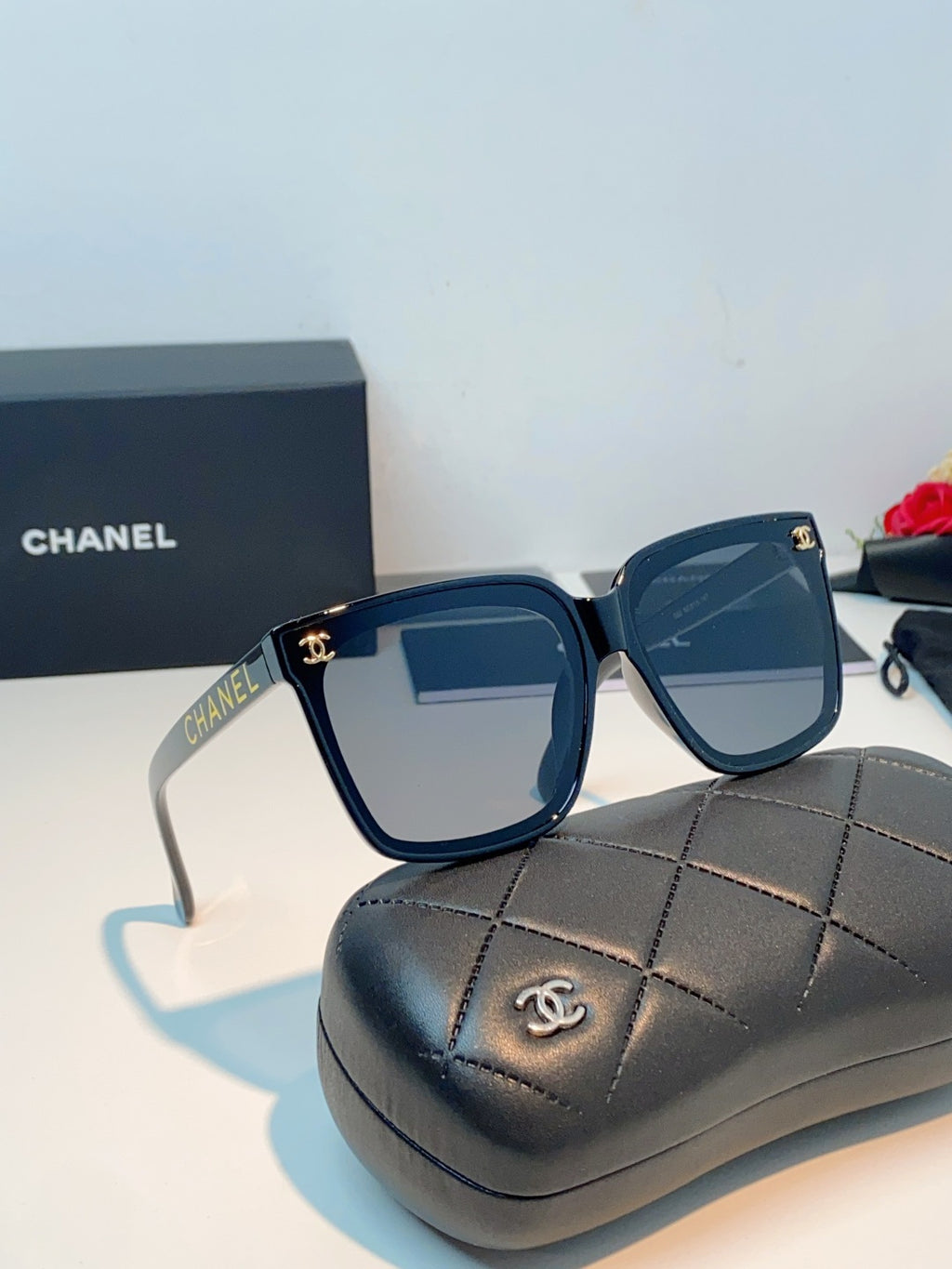 Chanel Polarized Oversized Gray Lens Sunglasses for Men & Women - 997745 - detail image 10
