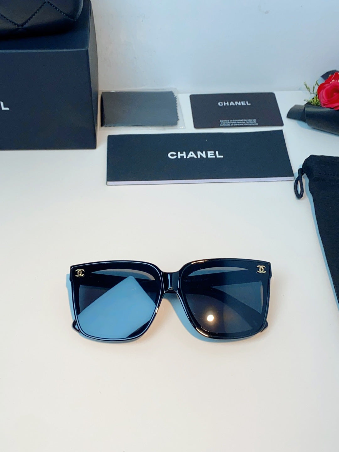 Chanel Polarized Oversized Gray Lens Sunglasses for Men & Women - 997745 - detail image 9