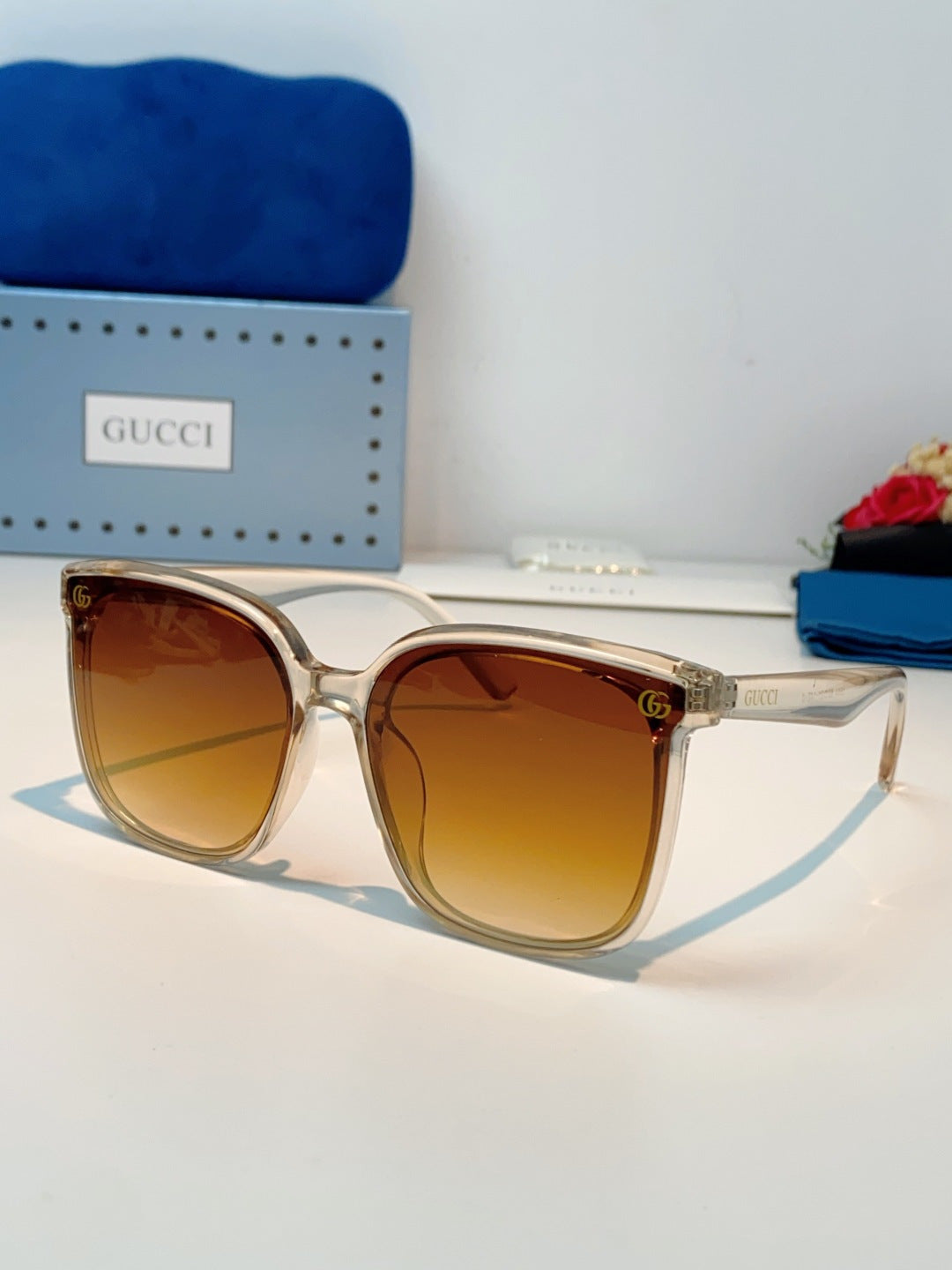 Gucci Fashion Brown Lens Sunglasses for Men & Women - 997540