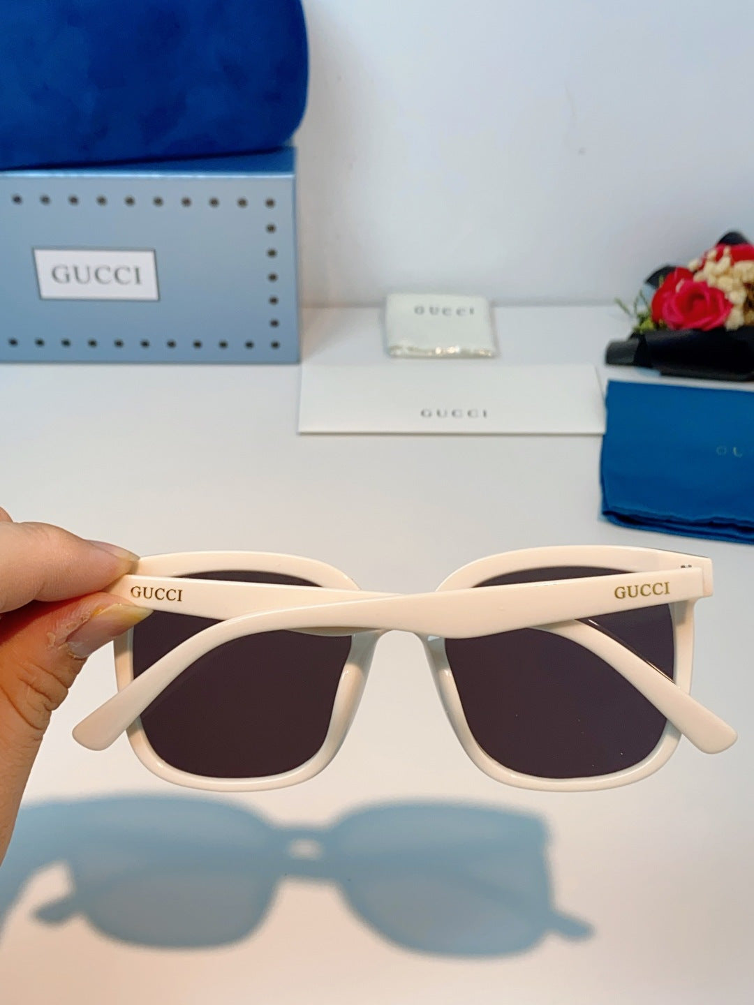 Gucci Fashion Black Lens Sunglasses for Men & Women - 997542 - detail image 5