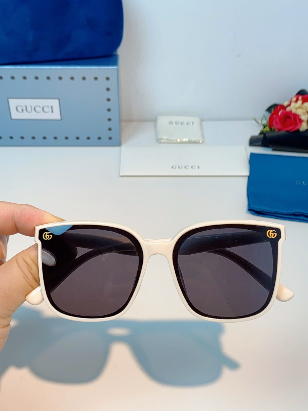 Gucci Fashion Black Lens Sunglasses for Men & Women - 997542 - detail image 4