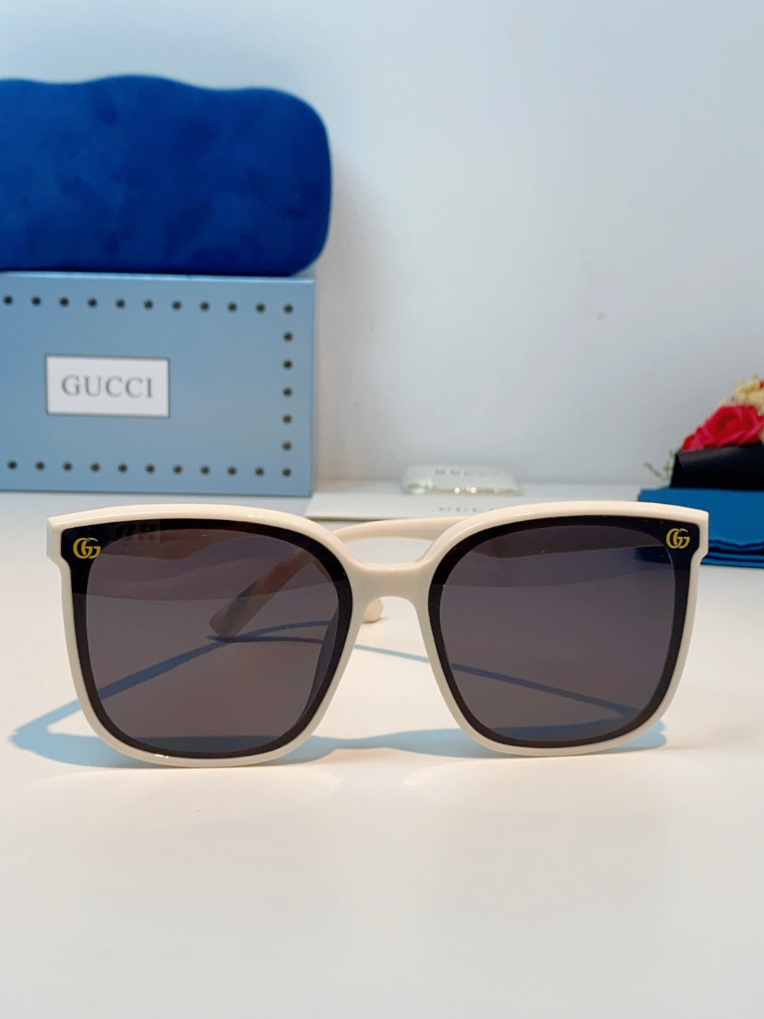 Gucci Fashion Black Lens Sunglasses for Men & Women - 997542 - detail image 2