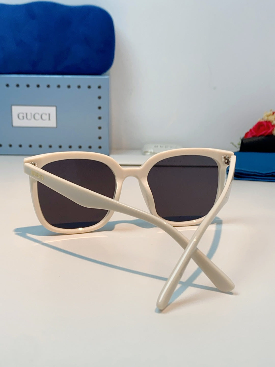 Gucci Fashion Black Lens Sunglasses for Men & Women - 997542 - detail image 3