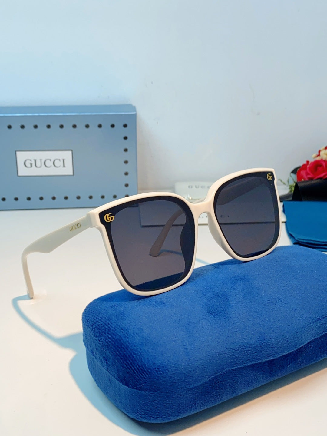 Gucci Fashion Black Lens Sunglasses for Men & Women - 997542 - detail image 10