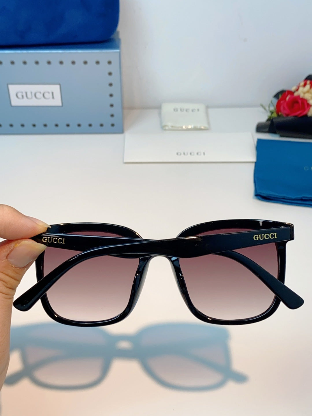Gucci Fashion Red Lens Sunglasses for Men & Women - detail image 5