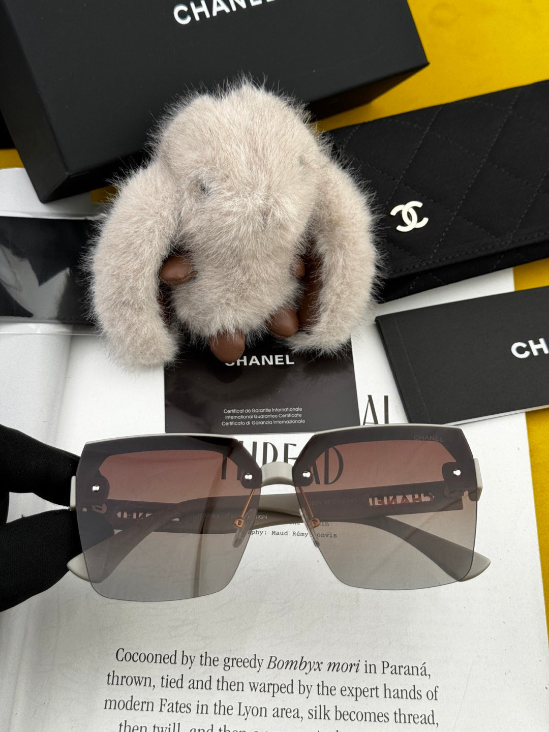 Chanel CH1250 Polarized Square Silver Lens Sunglasses for Women - detail image 3