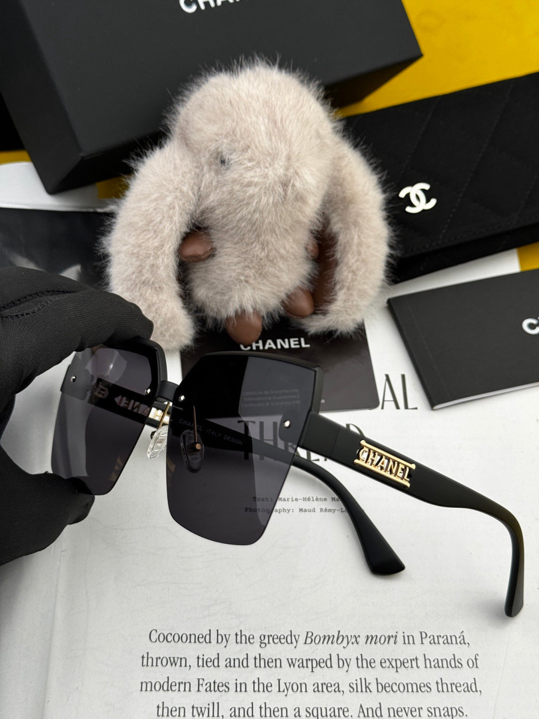 Chanel CH1250 Polarized Square Silver Lens Sunglasses for Women - detail image 5