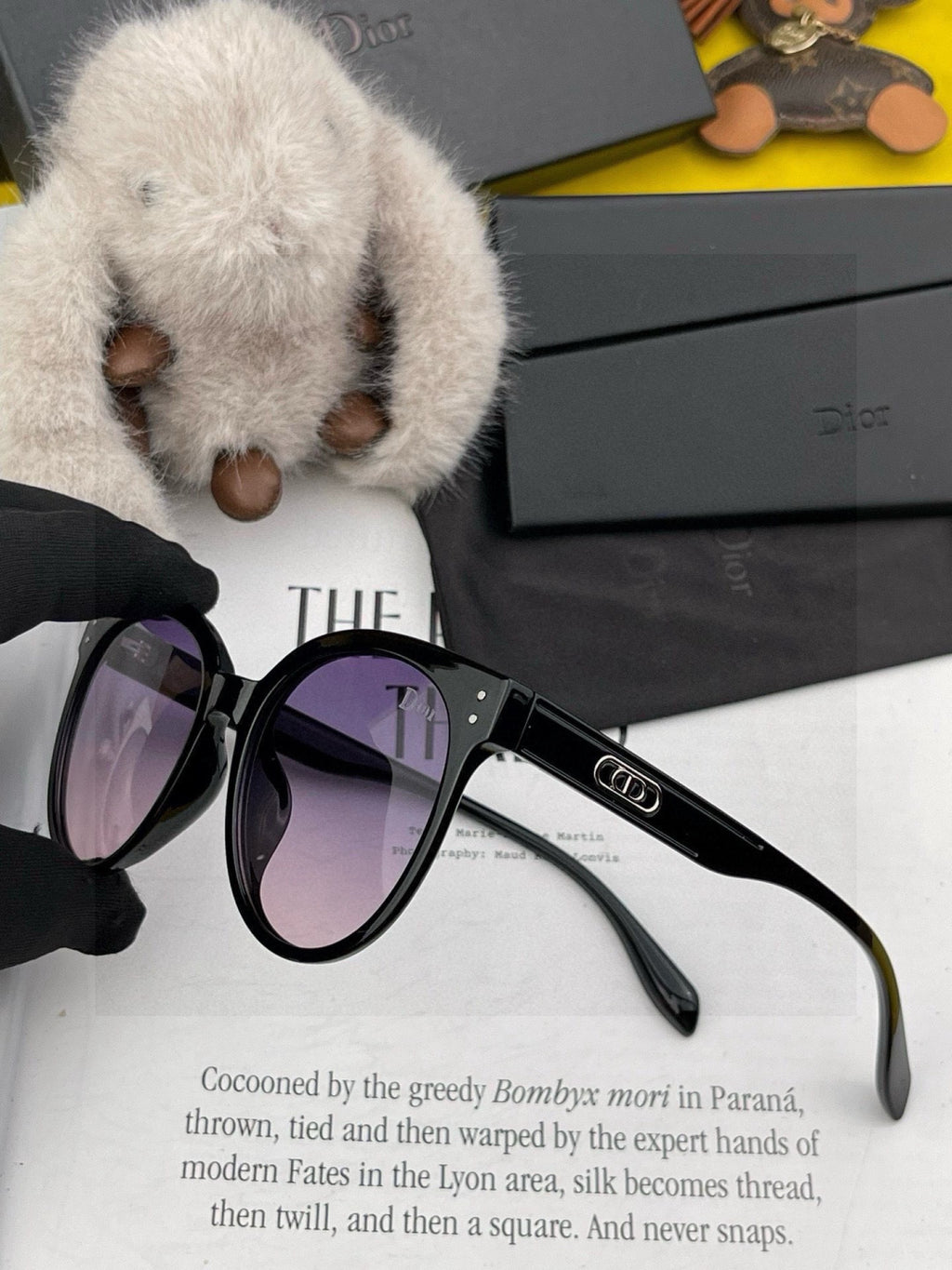 Dior CD5106 Polarized Square Gold Lens Sunglasses for Women - detail image 4
