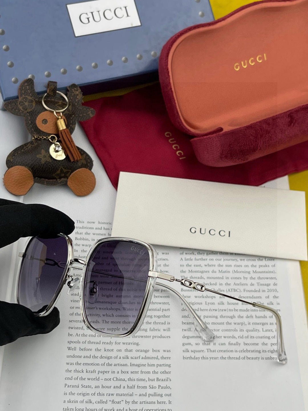 Gucci G1377 Polarized Round Red Lens Sunglasses for Men & Women - 997610 - detail image 5