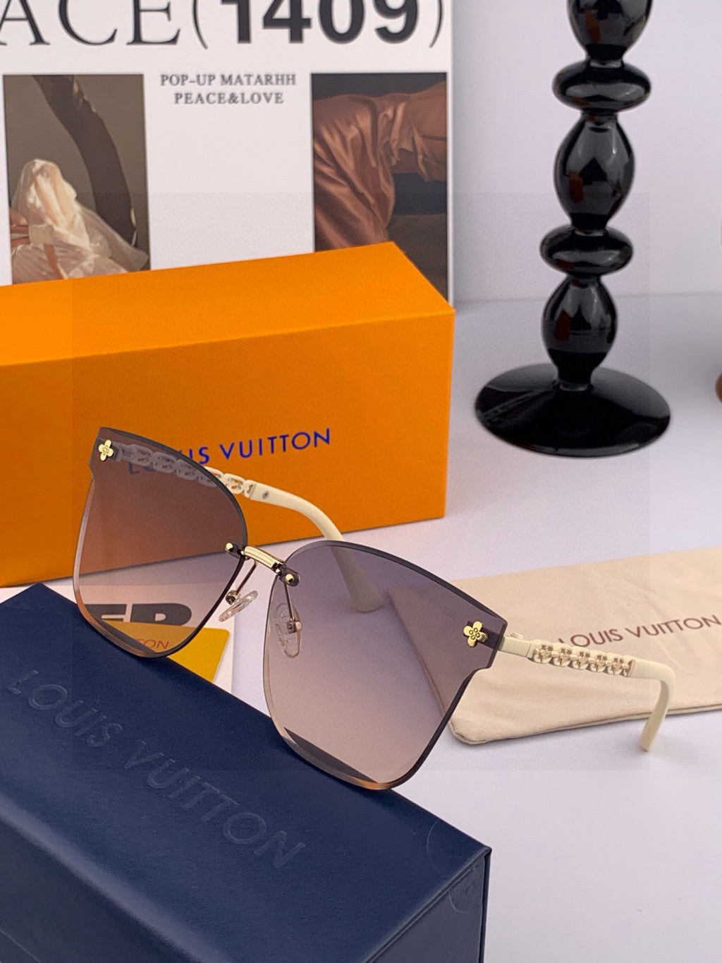 Louis Vuitton L7101 Square Gold Lens Sunglasses for Men & Women - 997446 - detail image 3
