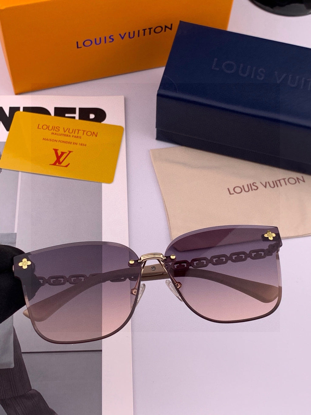 Louis Vuitton L7101 Square Gold Lens Sunglasses for Men & Women - 997446 - detail image 2