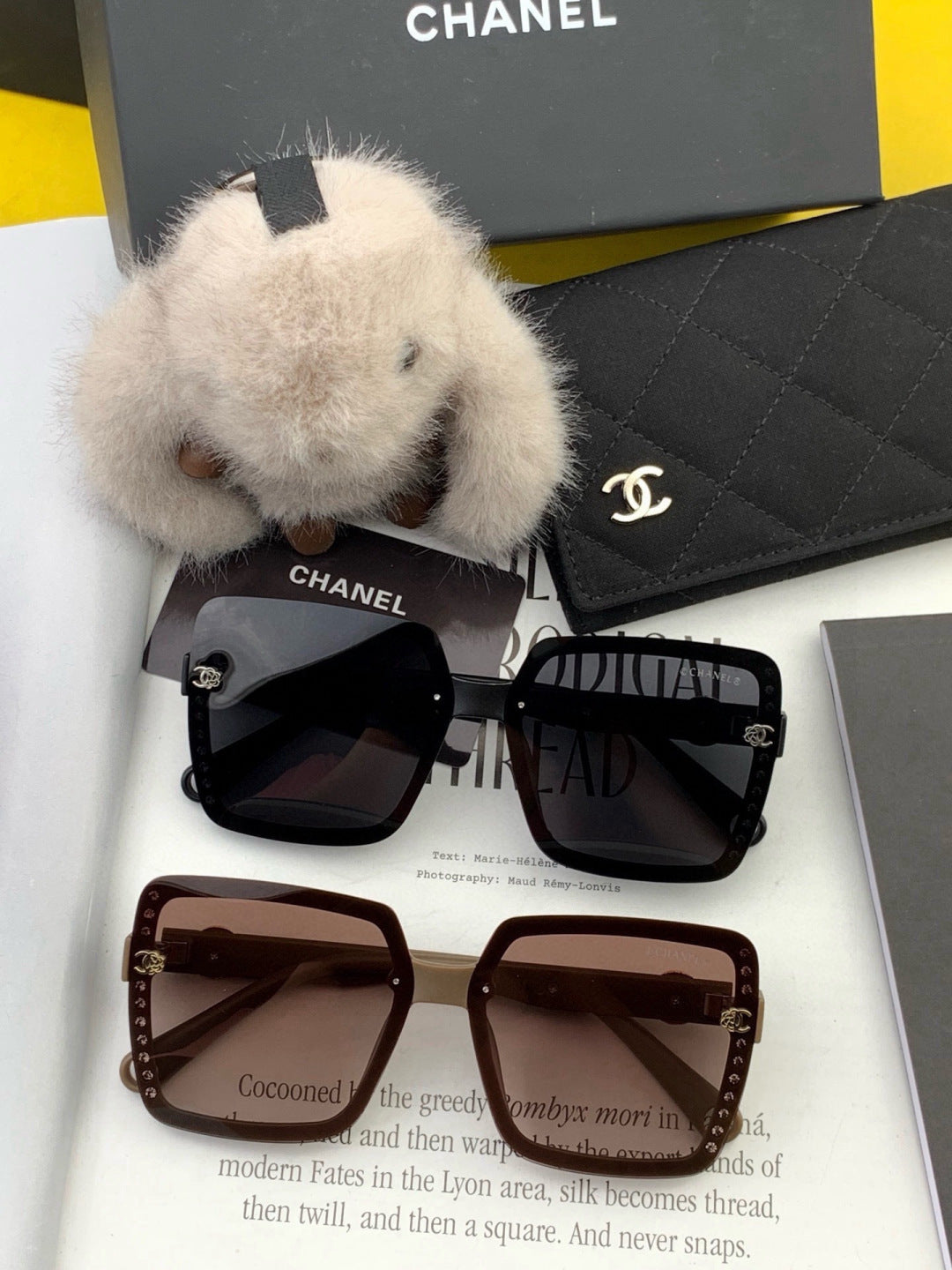 Chanel CH9990 Polarized Square Black Lens Sunglasses for Women - detail image 7