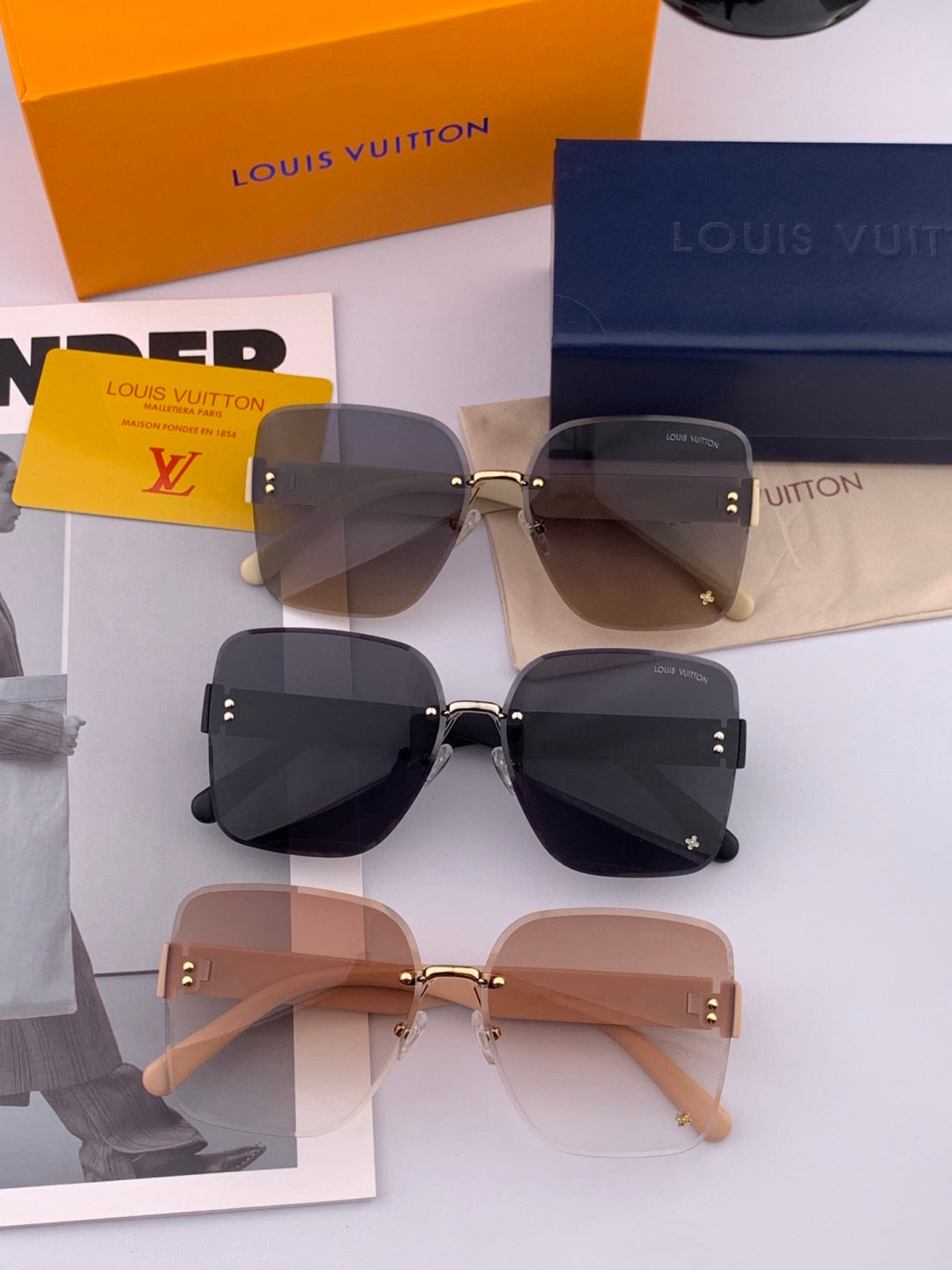 Louis Vuitton L1550 Square Black Lens Sunglasses for Men & Women - detail image 5