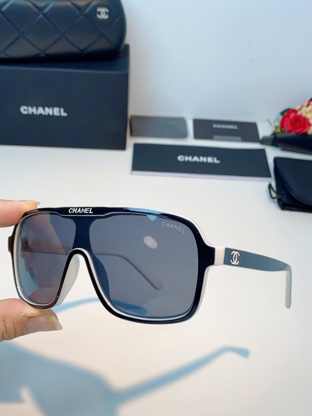Chanel CH9158 Oversized Brown Lens Sunglasses for Men & Women - 493532 - detail image 6