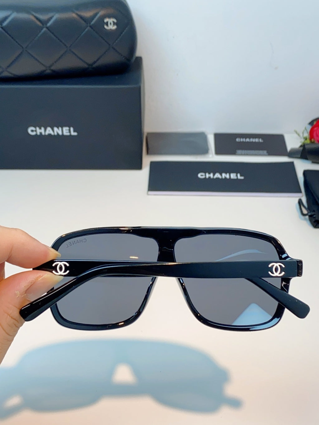 Chanel CH9158 Oversized Gray Lens Sunglasses for Men & Women - detail image 5