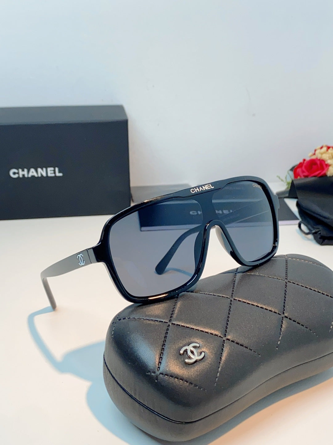 Chanel CH9158 Oversized Gray Lens Sunglasses for Men & Women - detail image 10