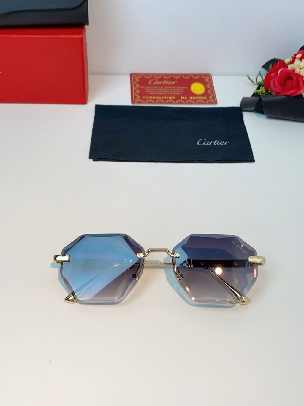 Cartier Fashion Gray Lens Sunglasses for Men & Women - detail image 9